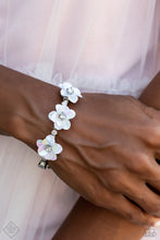 Load image into Gallery viewer, Endlessly Ethereal - Multi- Sep Fashion Fix 23
