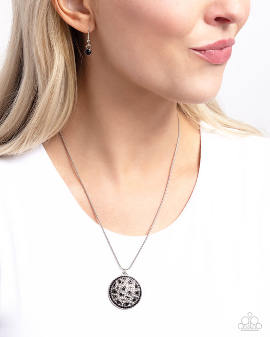 Exclusive Emblem - Black necklace