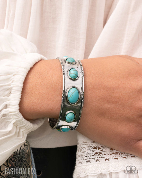 Rustic Road - Aug Fashion Fix 25