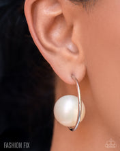 Load image into Gallery viewer, Tailored Taste - Silver - Sep Fashion Fix 25
