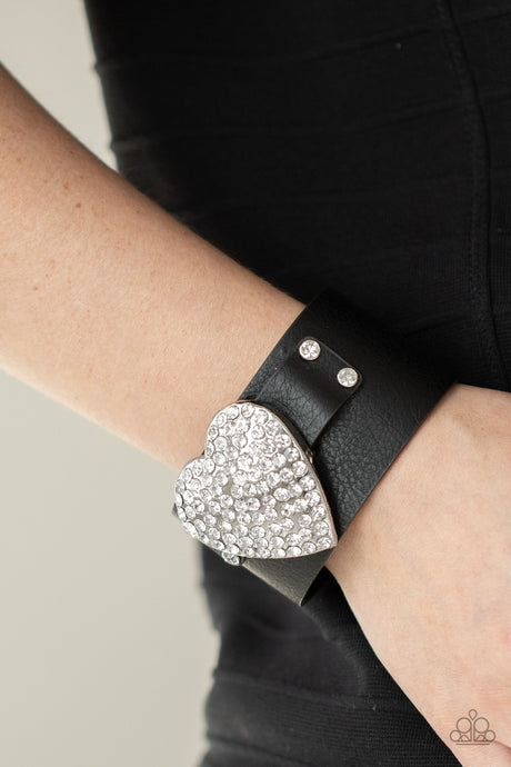 Flauntable Flirt- Black