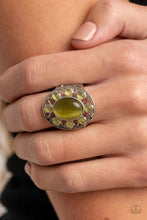 Load image into Gallery viewer, Sunny Solstice - Green
