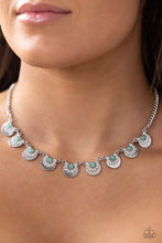 Load image into Gallery viewer, Grandiose Grace - Green
