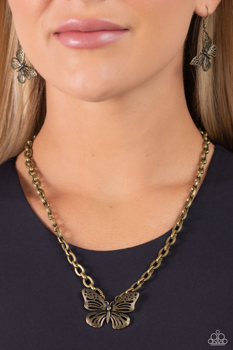 Midair Monochromatic - Brass tone Necklace