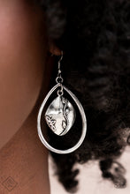 Load image into Gallery viewer, Artisan Refuge - Silver- May Fashion Fix 22
