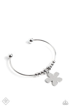 Load image into Gallery viewer, Comber Canvas - Silver- Jan Fashion Fix 23
