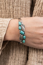 Load image into Gallery viewer, Cottage Living- July Fashion Fix 21
