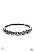 Load image into Gallery viewer, Eye-Opening Opulence - Silver- Aug Fashion Fix 22

