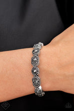 Load image into Gallery viewer, Eye-Opening Opulence - Silver- Aug Fashion Fix 22
