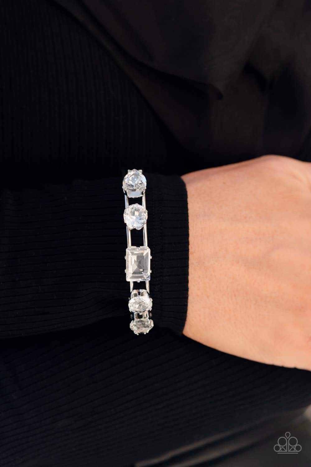 Uniquely Untapped- White- Nov LOP 22