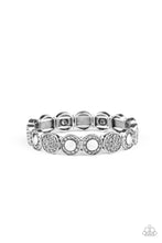 Load image into Gallery viewer, Glamour Garden - Silver
