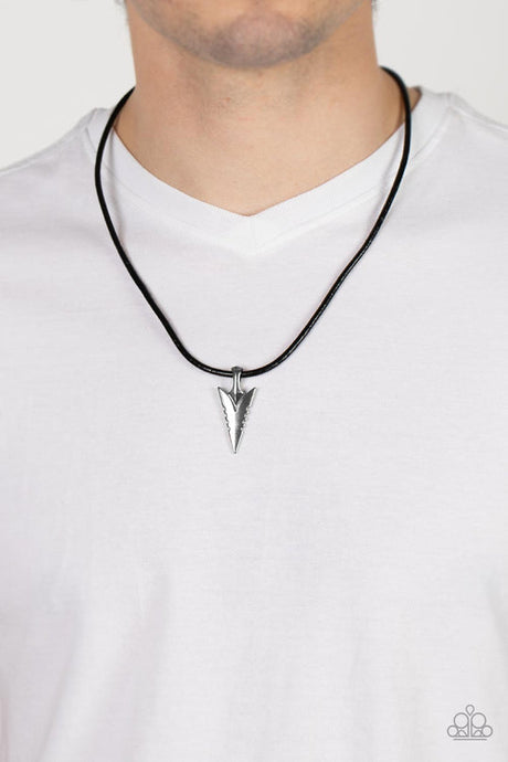 Pharaohs Arrow - black