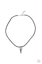 Load image into Gallery viewer, Pharaohs Arrow - black
