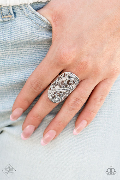 Pier Paradise - Silver- August Fashion Fix