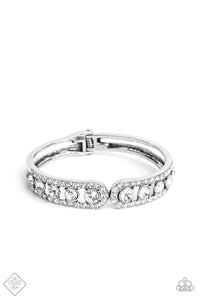Spellbinding Splendor - White- Jan Fashion Fix 23
