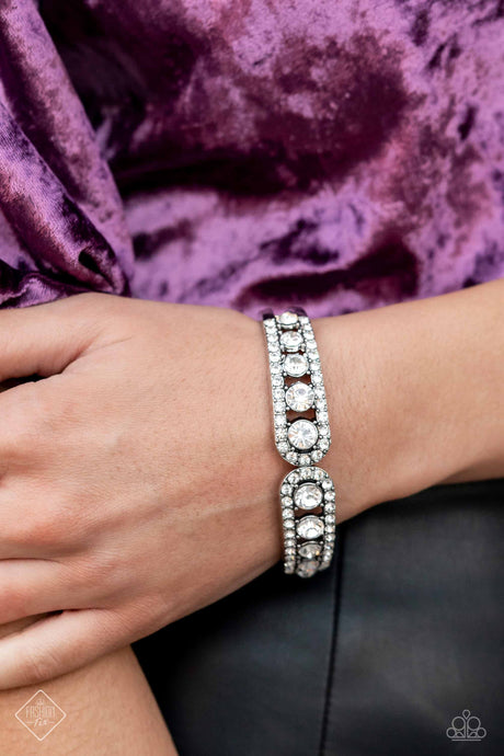 Spellbinding Splendor - White- Jan Fashion Fix 23