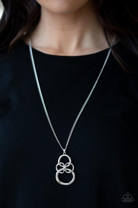 Courageous Contour Silver
